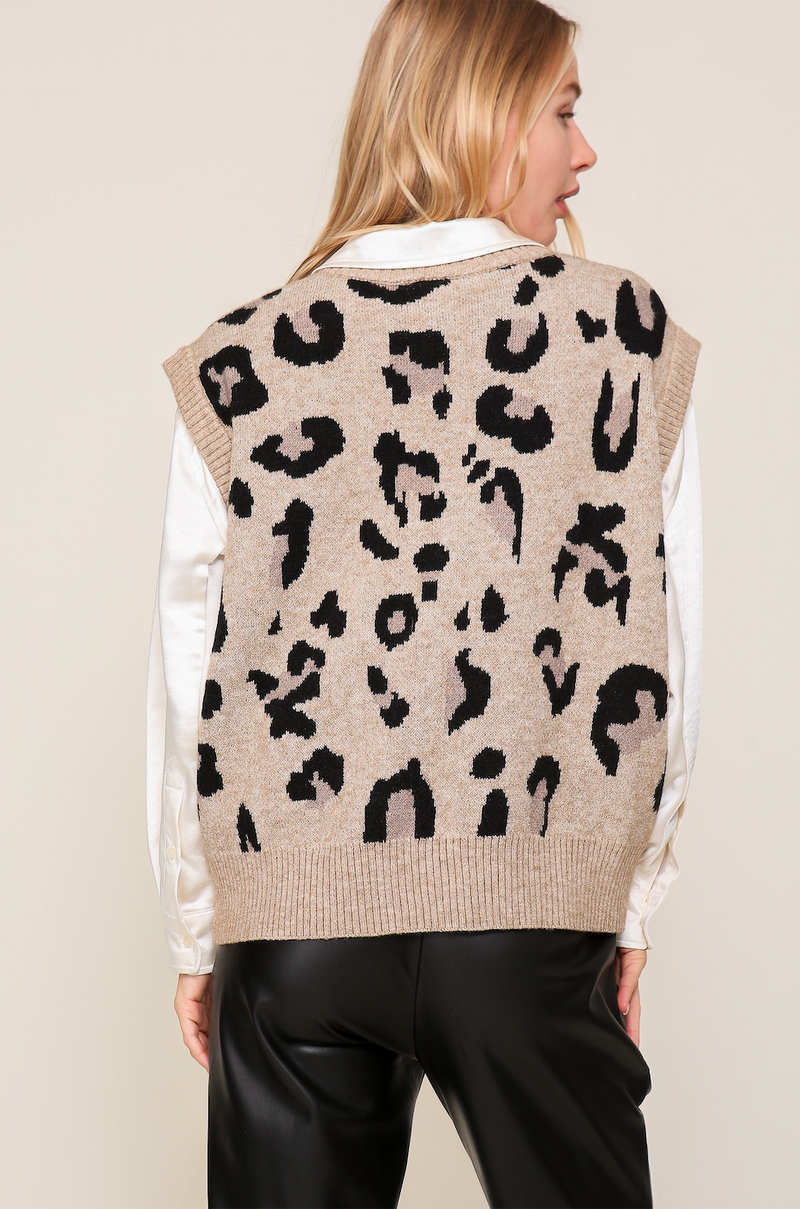 Oversized Leopard Sweater Vest