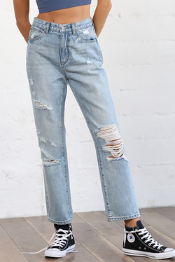 Distressed High Waisted Boyfriend Jeans